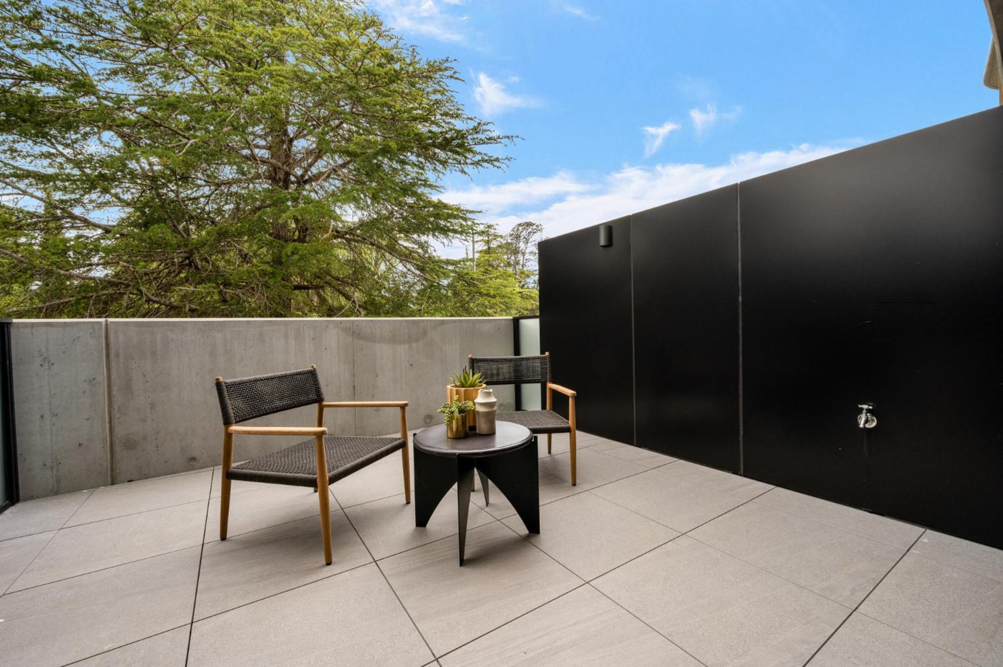 Braddon With Parking & Bbq * Canberra
